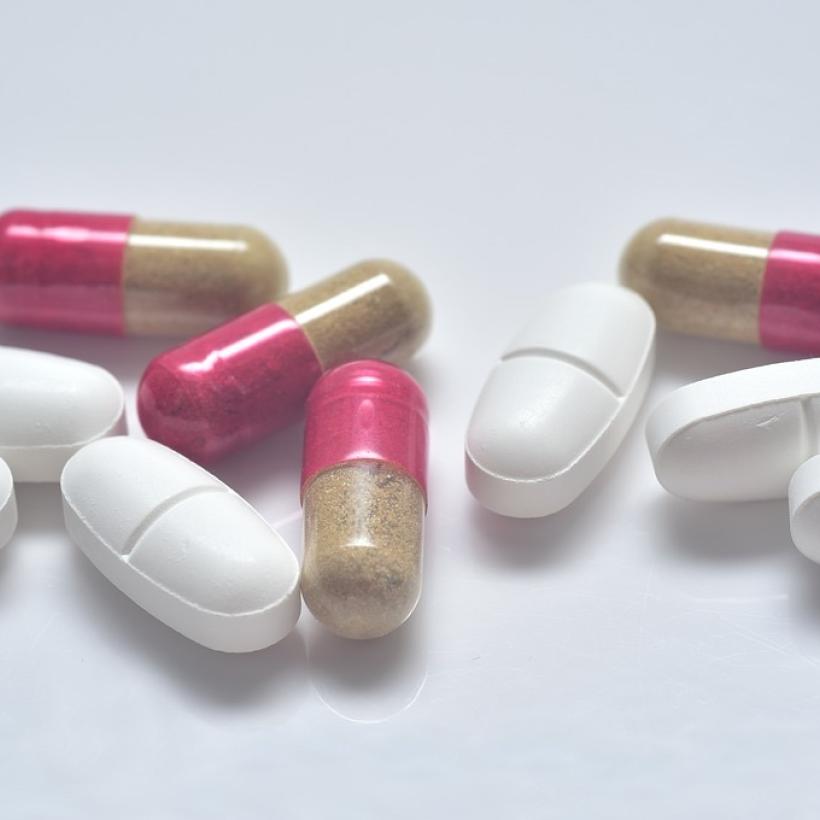 Antibiotiques plus chers :  inefficace, socialement injuste et... illégal
