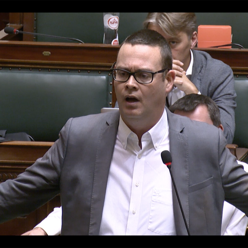 Le PTB demande que le Parlement vote sur sa dotation