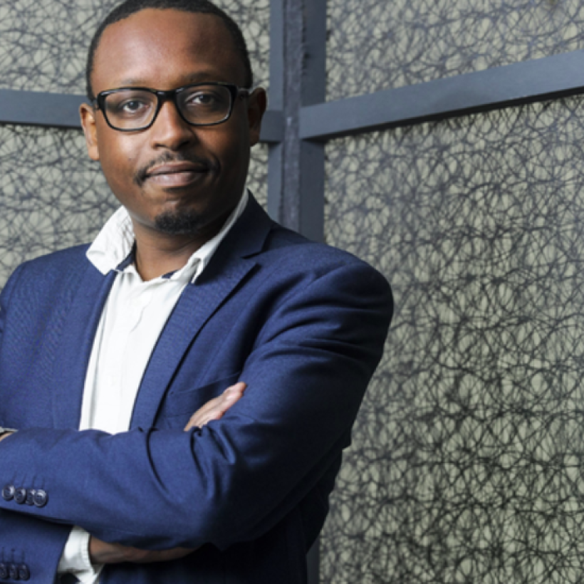 La rémunération des collaborateurs des anciens ministres wallons et communautaires avec de l’argent public doit cesser