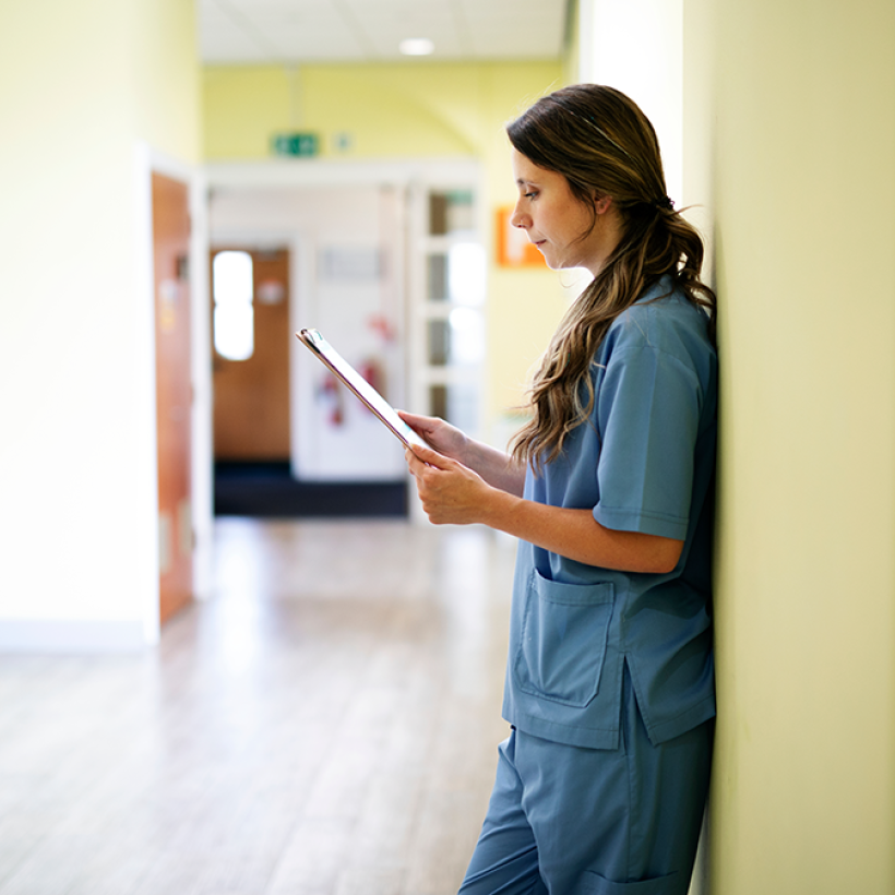 Sous-effectif dans les hôpitaux : « L’austérité de De Block doit cesser »