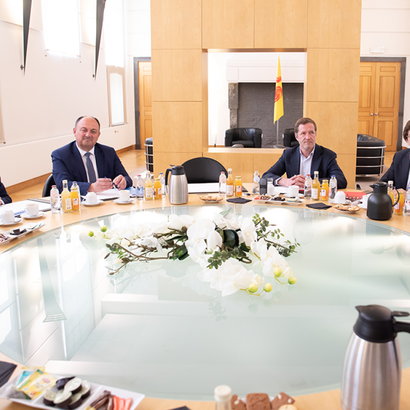 PS et Ecolo vont négocier avec le MR : à qui la faute ?