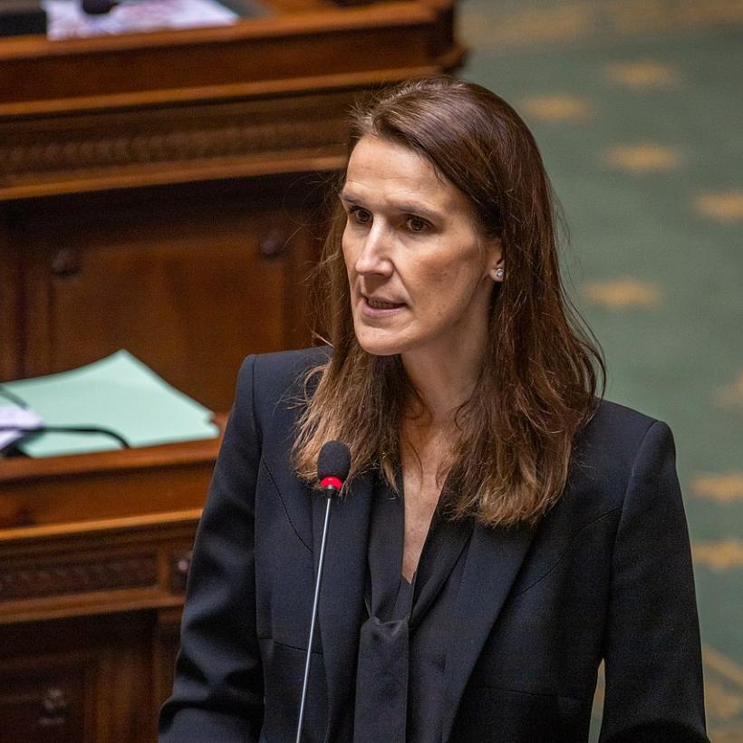 Séance de la commission Covid : les cinq questions du PTB à l'ancienne Première ministre Wilmès