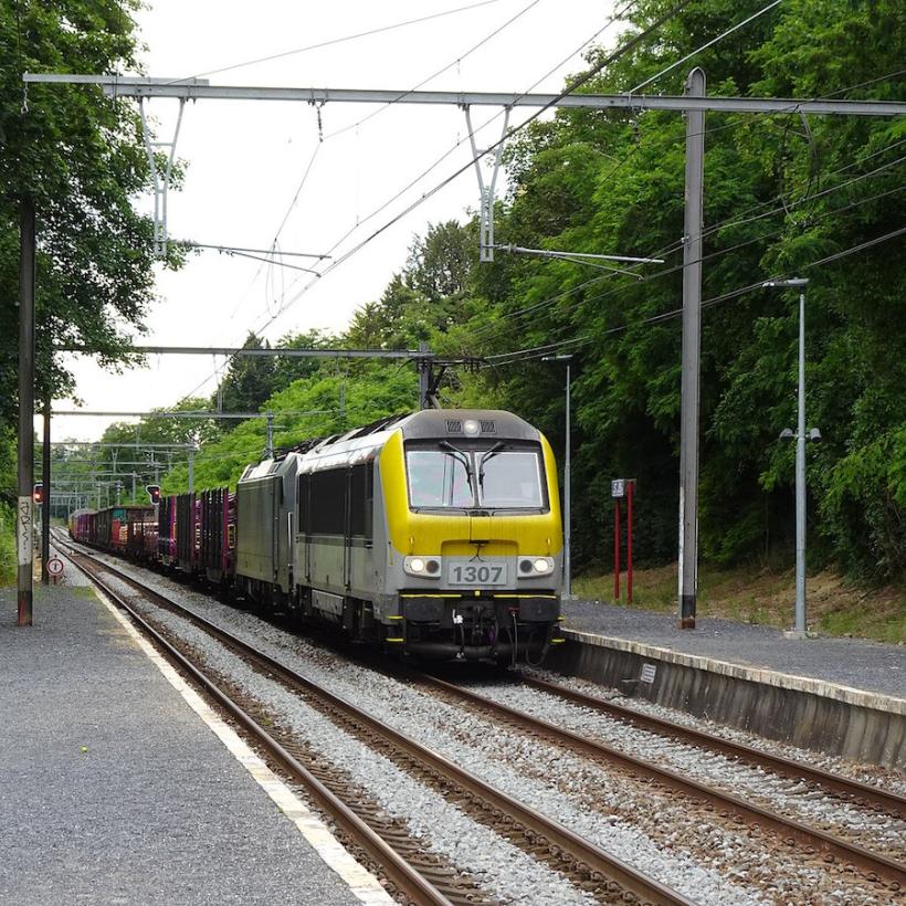 Le PTB veut remettre le train postal sur les rails